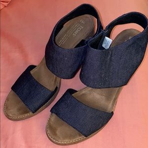 Toms Majorca Cutout Sandal